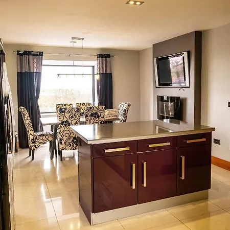 House By The Sea & Golf Course Holiday home *